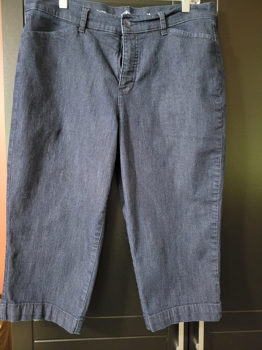 Womens 14 St. John's Bay Dark Blue Capris